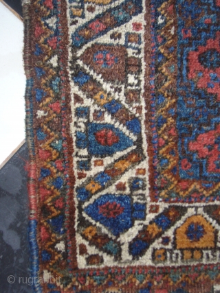 Small Khamseh Tribe Rug,all orginal not a single repair nice condition without any repair,good colours shiney wool,Nice desigen,Size 3'4"*2'10".Hand washed Ready for use.Please see other items also.      