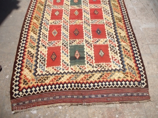 Qashqai Kilim with supereb Natural colors and very fine weave,very good condition,all natural colors,very nice bold design.Size 7'9"*5'7".E.mail for more info and pics.          