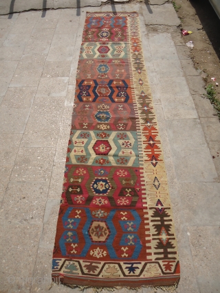 Finely wovern Anatolian Kilim half with good natrul beautiful colors,very nice design,good age.Size 11'5"*2'6".E.mailf for more info.                