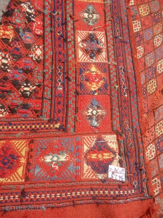 Verneh with great natural colors and early age,as found without any repair or work done.Finely woven,very nice design and colors.Size 5'9'*5'7".E.mail for more info and pics.       