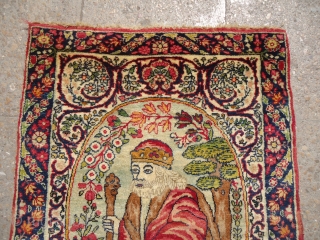 Pictorial Kerman with best naturl colors and very fine weave,beautiful design with an artistic picture.Perfect condition.Size 2'6"*1'10".E.mail for more info.             