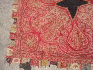 Finely woven Kashmiri Paisely Shawl,with good colors and condition.E.mail for more info.                     
