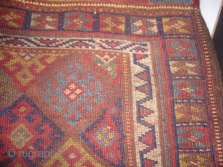 Jaf Kurd,very colourfull,good condition,brilliant colours soft wool,very fine weaving quality,Size 2'3"*1'9".
                      