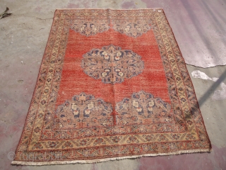 Afshar Rug,with good design.nice colors.Size 6'6"*5'4".E.mail for more info.                        