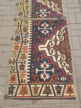 Bold design Anatolian Kilim fragment with all good colors.Size 6’8”*2’5”.E.mail for more info and pics.                  