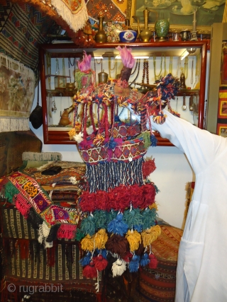 Rare and soo beautiful Piled Qashqai Camel Hairdress,with lots of good colours and beautiful desigen,all orignal,good condition.Ready for the display.E.mail for more info.          