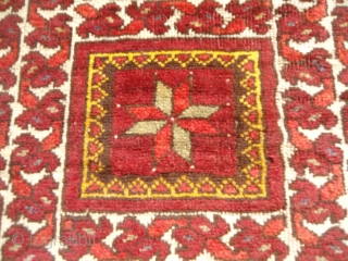 Kizil Ayak Small childs prayer rug,all good colors,beautiful desigen and very unusal,soft shiny wool,Size 3'6"*1'9".E.mail for more info and pics.             