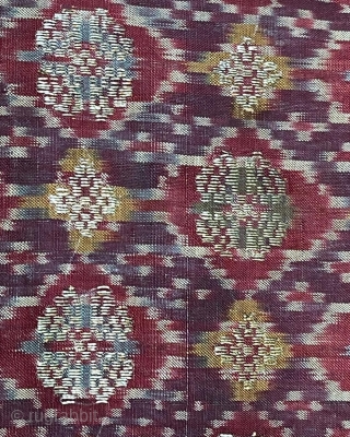 Woman’s Shoulder Cloth
Supplementary weft-weaving, weft-ikat silk, gold wrapped thread.
Palembang Province, South Sumatra, Indonesia
silk.
Circa: late 19th c.                 