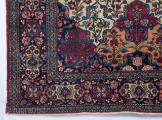  Isfahan carpet 
FT (6.9 x 4.6) M (2.06 x 1.37)                      