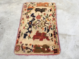 Antique Tibetan Pictural Rug Size 2.9 x 1.8 Ft.                        