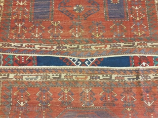 Greetings,
Kazak Rug with fantastic and hard to find size(5'-6" x 7'-4"). The rug is in a great Retail condition. Very little expert re-weave.          