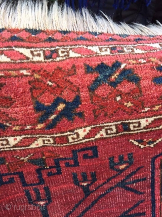 Ersari Turcmen rug (Fragment) 1900, 275 x 147 cm
                        