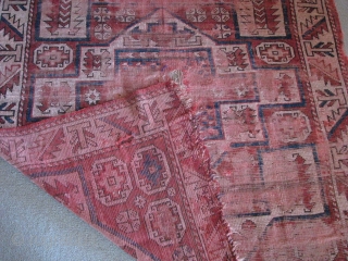 Bergama rug (western anatolia)from second half 19th century. Size: 158 x 128cm - 5.18ft x 4.20ft. To visit my other collections, https://www.etsy.com/your/shops/KILIMSE           