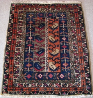 Central Anatolian-Taspinar(Aksaray)early 20th century,wool on wool very good condition,size : 88cm x 74cm,,2.88ft x 2.42ft.To visit my other collections,
https://www.etsy.com/your/shops/KILIMSE
              