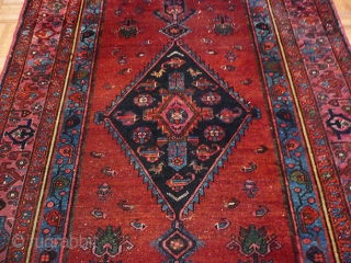 Size 3'6 X 5'6... 
KPSI-250... 
Age: ANTIQUE... 
Origin: IRAN... 
Design: FINE HAMADAN... 
Materials: 100% WOOL... 
VISIT - www.1000sofrugs.com               