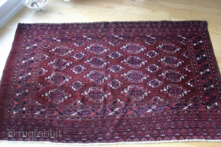 {62} SARYK Juval, 137 x 95 cm., A larger, antique chuval of this age from the Turkoman Saryk tribe, with 6 colors and in such good condition, is not very common. Handspun  ...