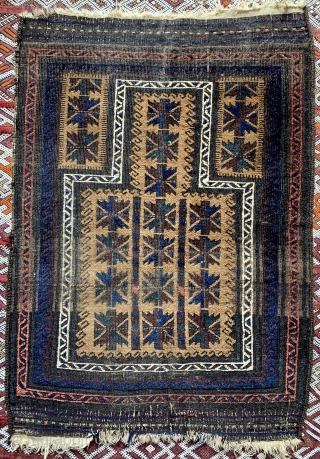 Baluch prayer rug.

Age 100+ years, never restored never repaired, all organic dyes.
A lot of prayers have been said on it ;O)
Washed and clean.

Additional pictures on request.       