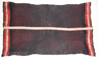 Khoja bandhni (Tie and Dye) Odhani on Gajji-Silk with Real Zari Border,This Particular bandhni is from south Kutch, Kutch Gujarat, India. Its size is 85cmX150cm. C.1900.Very rare type of Tie and Dye  ...