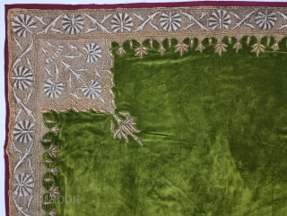 Zardozi Kalabattu Embroidery (Real Zari) Work on Cotton Velvet .
Known As  bichona or Zaminposh, With Plain Backing, 
From the Royal Nawab Family of Uttar Pradesh India.

C.1875-1900.

Its size is  133cmX177cm (20230108_153406). 