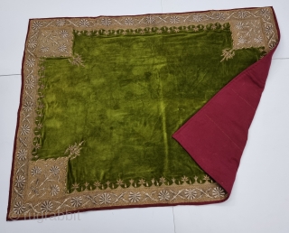 Zardozi Kalabattu Embroidery (Real Zari) Work on Cotton Velvet .
Known As  bichona or Zaminposh, With Plain Backing, 
From the Royal Nawab Family of Uttar Pradesh India.

C.1875-1900.

Its size is  133cmX177cm (20230108_153406). 