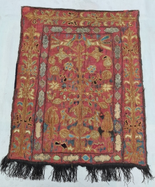 Indian Floral Embroidery Tree of life Design Wall Hanging. Cotton And Real Zari Embroidery Work on the Cotton Ground.
From  the Deccan Region of South india.
19th century.
Its size is 67cmX87cm (20220113_154840).  