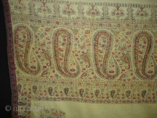 Highly Afgan or Sikh Period Jamawar Long Shawl From Kashmir, India.C.1750.Its Size is 130cmx320cm. Its condition is very good(DSC03848 New).

             