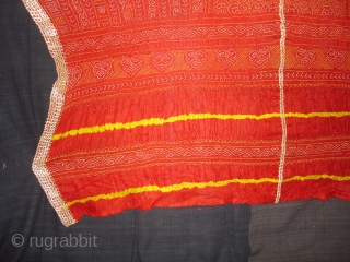 Tie and Dye Silk Odhani(Bandhani)From Kutch Region,Gujarat,India,19th c.Condition is good.Its size is 125cmx135cm(DSC08112 New).                   