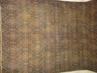 Finely dyed and woven warp ikat shawl from Nggela,Flores in Eastern Indonesia.Patola inspired design.Its size is 120cmX225cm(DSC02448 New).               