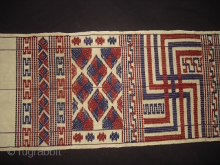 Ceremonial Mans Stole From Bhutan,North East India.This is known as kushang And its woven from wild silk on Cotton with supplementary weft patter.Its size is 28cmX198cm. Good Condition(DSC03901 New).    