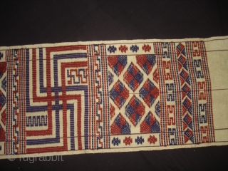 Ceremonial Mans Stole From Bhutan,North East India.This is known as kushang And its woven from wild silk on Cotton with supplementary weft patter.Its size is 28cmX198cm. Good Condition(DSC03901 New).    
