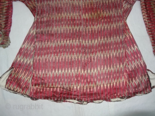 Ikat Mashru costume From Deccan, India. This Mashru weaving done in Deccan,Probably Hyderabad South India, Its Silk And Cotton Ikat with Stripes.Its size is L-62cm,W55cm,S-14cmX48cm(DSC04465 New).       