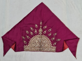 Ceremonial Head Cover(Musser), Karchob Embroidery(Real Gold And Silver Threads) On Gajji silk from Gujarat. C.1875-1900.Its size is 51cmX108cm(20220203_153754).                