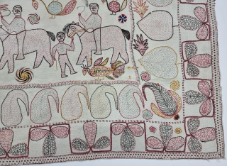 Very Fine Folk Embroidery Kantha with Folk Figures, It has been Quilted and embroidered cotton kantha Probably From East Bengal(Bangladesh) region, India. 

C.1875 -1900

Its size is 140cmX202cm (20230205_170049).     