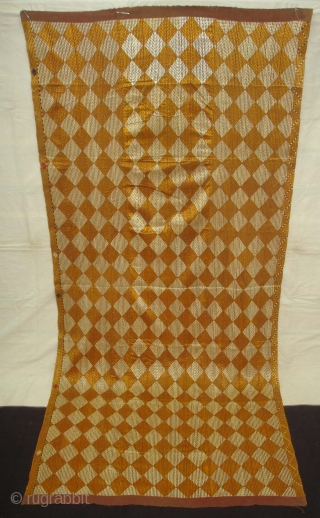 Phulkari From West(Pakistan)Punjab. India.known As Chawal(Rice)Buti Bagh,With Rare influence of Patang Design in Chawal Buti(DSC03975 New).                 