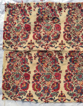 Very Early And Rare Fragment of Kani Jamawar, From Kashmir, India. 
C.1750-1760.
Size for the Both Fragment Size is 15cmx62cm .
The size for each Buta is 9cmX14cm(20220210_142050).       