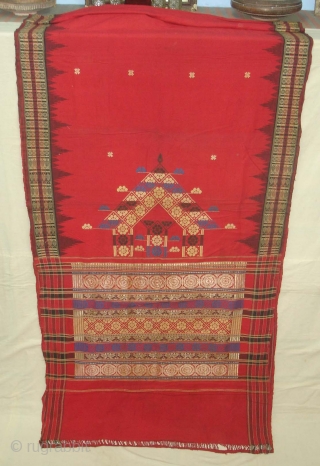 Temple Sari From Orissa, an eastern state India,on the Bay of Bengal.Sari is made of red cotton bordered by black stripes,the plain weave supplemented by bands of both warp and weft.Its size  ...