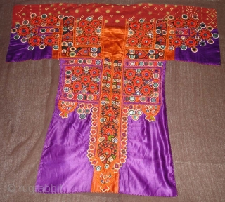 Embroidered Blouse-Front(Gaj)From Nindo Shehr,Sindh Provision of Pakistan. India.silk lined with cotton,silk embroidery with mirrors(DSC04148 New).                  