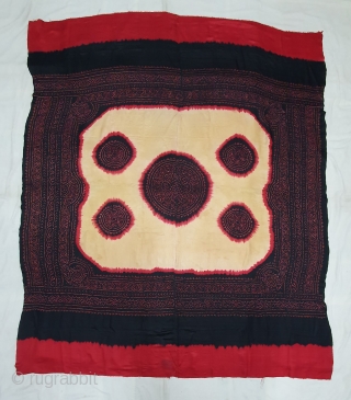 Ceremonial Tie and Dye Odhani known as Kumbhi,Tie and Dye Work on the Gajji-Silk From Kutch Region of Gujarat, India. c.1900. Its size is 150cmX180cm. This were Traditionally used mainly by Muslim  ...