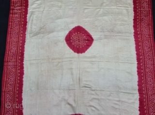 Sari Tie And Dye, Tie and Dye on the Fine Quality Gajji-Silk with Real Zari Pallu, From Jamnagar Gujarat, India. Late 19th Century. Size is 127cmX384cm (20210226_164411).
      