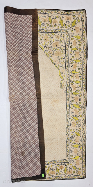 Tent Panel (Qanat) Jainamaj Style. From the Deccan or from the Gujarat. India.

With Stamp on it.

Floss-Silk Embroidered on the Cotton, With Quilted embroidery on the Cotton With Roller Print Backing Cloth.

C.19th Century  ...