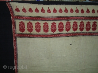 Floral Block Printed Cotton Odhana From Nakhatrana,District of Kutch,Gujarat,India.Its size is 140X270cm.Condition some very small holes.Its Rare piece of Odhana(DSC01756 New).            