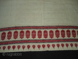 Floral Block Printed Cotton Odhana From Nakhatrana,District of Kutch,Gujarat,India.Its size is 140X270cm.Condition some very small holes.Its Rare piece of Odhana(DSC01756 New).            