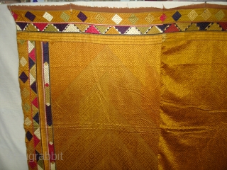 Phulkari From West(Pakistan)Punjab.India.known As Vari-Da-Bagh,Very Rare influence of Multi-colour Side border(DSC01065 New).                     