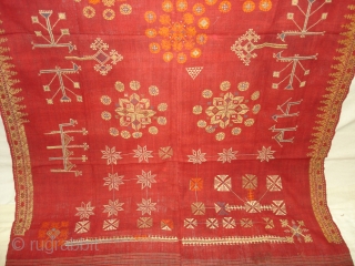 Hand Embroidery(Wool)Odhani Probably From Shekhawati District of Rajasthan.India.known As Lugari.Its Size is 125cmx210cm(DSC00885 New).                   