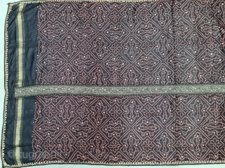 A Very Rare Khoja bandhni (Tie and Dye) Odhani on Gajji-Silk with Real Zari Border,This Particular bandhni is from south Kutch, Kutch Gujarat, India. Its size is 90cmX185cm. C.1850 (20210413_111007).    