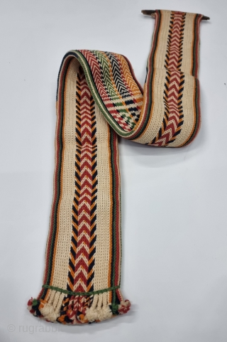 An Unique and Rare Tang Camel Belt, Ply split braiding technique with cotton.Its from the Tharparkar Region Of Sindh Undivided  India. India.
C.1900-1925.
Its size is 11cmX115cm(20230415_165957).        