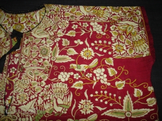 Parsi or Zoroastrian Embroidery Jabla Dress From Surat Gujarat India.Finest Parsi Embroidery work.Early 19th Century.Its size is 51cmx54cm.Perfect in Condition(DSC04851 New).            