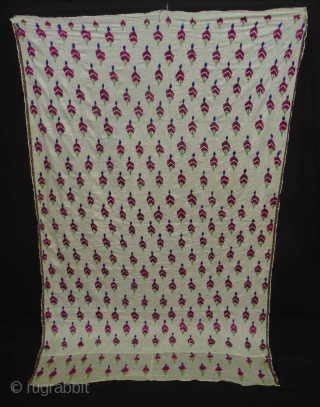 Embroidery Odhani(Cotton Malmal) From Tharpar Region of Pakistan.Its size is 128cmX208cm(DSC01974New).                      