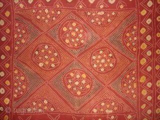 Single Bandh Tie and Dye Odhani From Shekhawati District of Rajasthan. India.Its Very rare Single Bandh Tie and Dye Odhani. Natural Colours On the Khadi Cotton.C.1900.Its size is 145CmX200cm(DSC04960 New).   