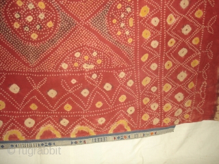 Single Bandh Tie and Dye Odhani From Shekhawati District of Rajasthan. India.Its Very rare Single Bandh Tie and Dye Odhani. Natural Colours On the Khadi Cotton.C.1900.Its size is 145CmX200cm(DSC04960 New).   